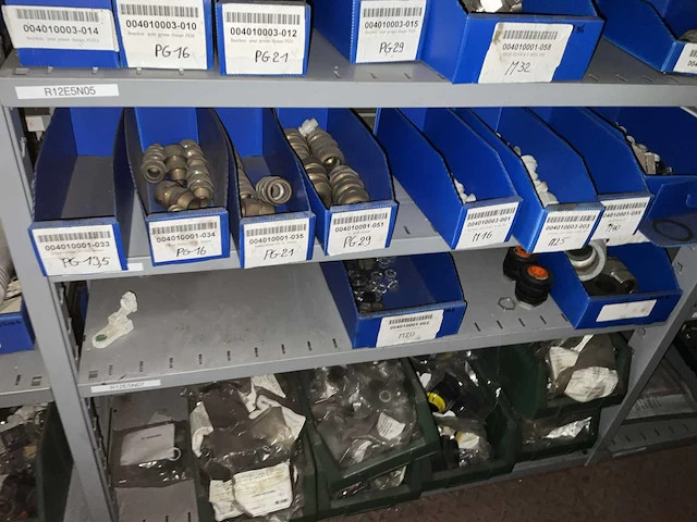 Partij elektrische onderdelen - afbeelding 7 van  20