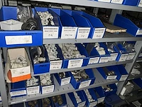 Partij elektrische onderdelen - afbeelding 8 van  20