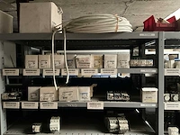 Partij elektrische onderdelen - afbeelding 6 van  20