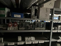 Partij elektrische onderdelen - afbeelding 7 van  20