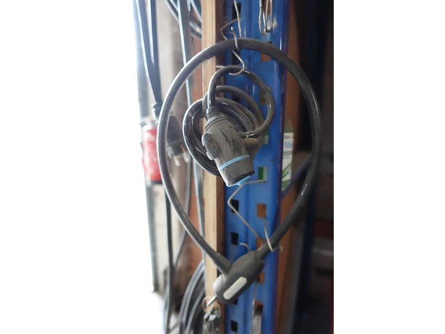 Partij elektrische/persluchtkabels - afbeelding 5 van  5