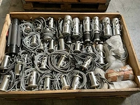 Partij elektromotoren en pneumatische onderdelen - afbeelding 12 van  18