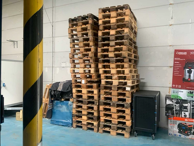 Partij euro pallets - afbeelding 1 van  3