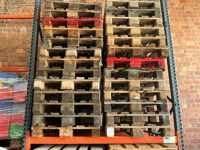 Partij europallets - afbeelding 1 van  3
