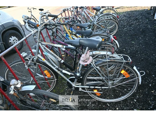 Partij fietsen - afbeelding 2 van  7