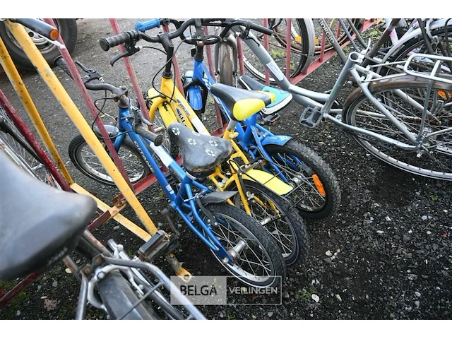 Partij fietsen - afbeelding 3 van  7