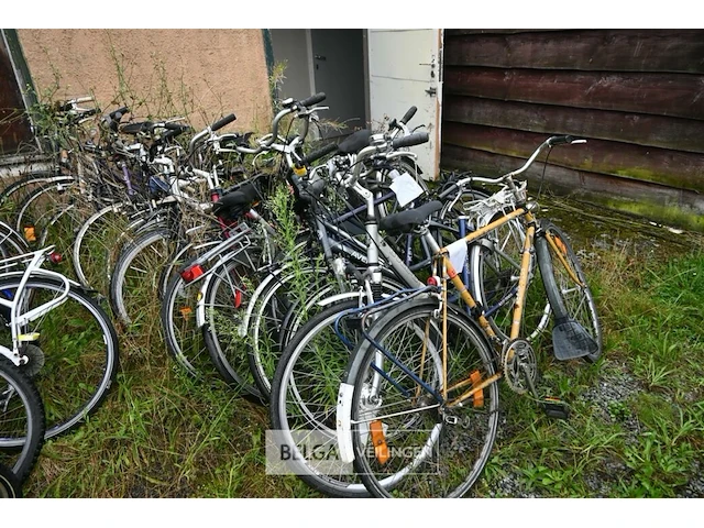 Partij fietsen - afbeelding 3 van  7