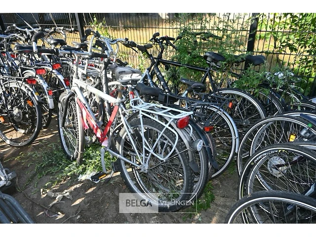 Partij fietsen - afbeelding 1 van  6