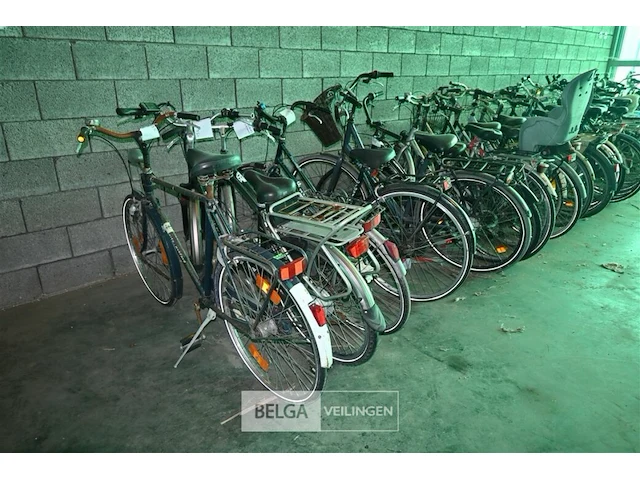 Partij fietsen - afbeelding 2 van  6