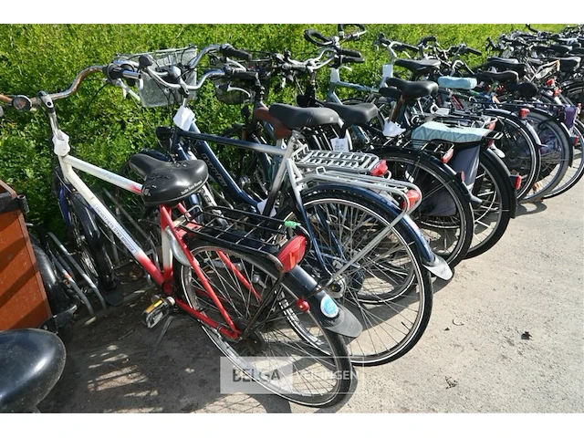 Partij fietsen - afbeelding 2 van  7