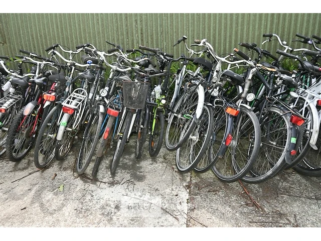 Partij fietsen - afbeelding 1 van  4