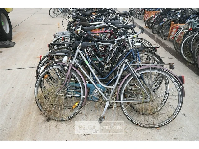 Partij fietsen - afbeelding 2 van  6