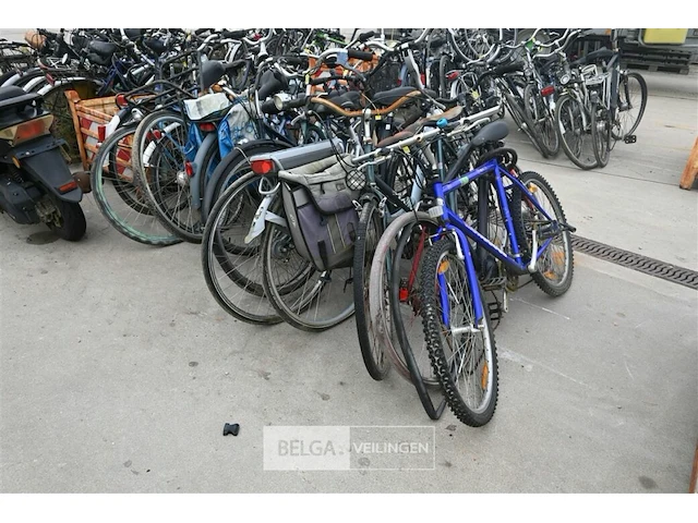 Partij fietsen - afbeelding 1 van  6