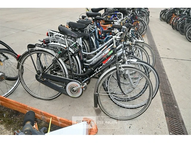Partij fietsen - afbeelding 2 van  5