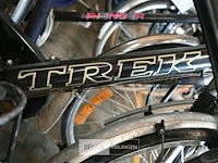 Partij fietsen - afbeelding 5 van  6