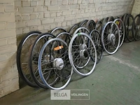 Partij fietswielen - afbeelding 1 van  6