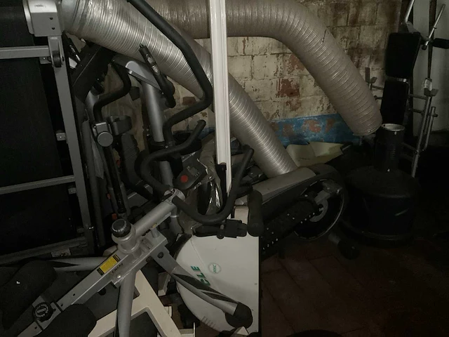 Partij fitness toestellen - afbeelding 6 van  9