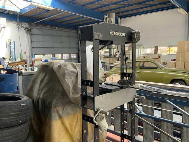 Partij garage inventaris - afbeelding 4 van  17