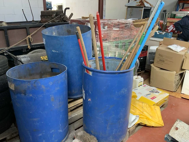 Partij garage inventaris - afbeelding 5 van  17