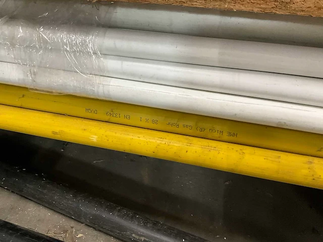 Partij gasbuizen + pvc buizen - afbeelding 9 van  9