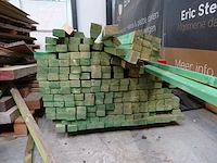 Partij gedrenkte houten latten - afbeelding 3 van  4