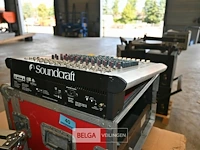 Partij geluid met o.a. mengtafel en speakers - afbeelding 7 van  11
