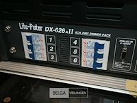 Partij geluid met o.a. mengtafel en speakers - afbeelding 10 van  11
