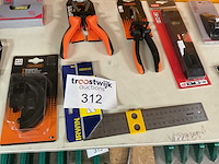 Partij gereedschap - afbeelding 10 van  12