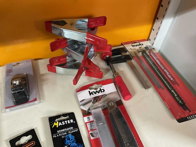 Partij gereedschap - afbeelding 12 van  12