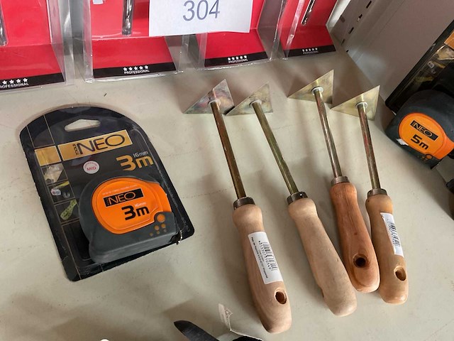 Partij gereedschappen - afbeelding 2 van  4