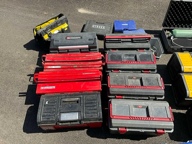 Partij gereedschapskoffers ca. 14 stuks , inclusief handgereedschap - afbeelding 3 van  12