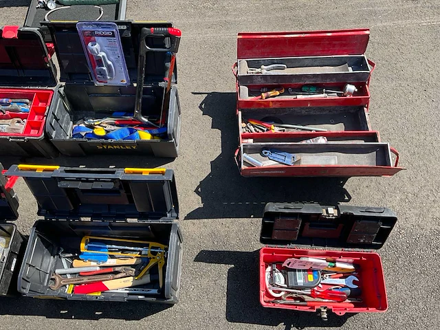 Partij gereedschapskoffers ca. 14 stuks , inclusief handgereedschap - afbeelding 5 van  12