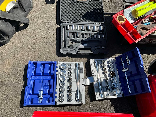 Partij gereedschapskoffers ca. 14 stuks , inclusief handgereedschap - afbeelding 9 van  12