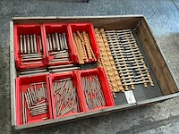 Partij geslepen slijp-en draaidoornen - afbeelding 3 van  10
