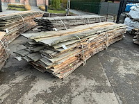 Partij gezaagde boomstamplanken - afbeelding 2 van  5