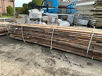 Partij gezaagde boomstamplanken - afbeelding 3 van  5