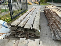 Partij gezaagde boomstamplanken - afbeelding 2 van  4