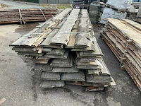 Partij gezaagde boomstamplanken - afbeelding 2 van  4