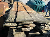 Partij gezaagde boomstamplanken - afbeelding 3 van  5