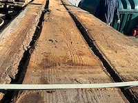 Partij gezaagde boomstamplanken - afbeelding 5 van  5