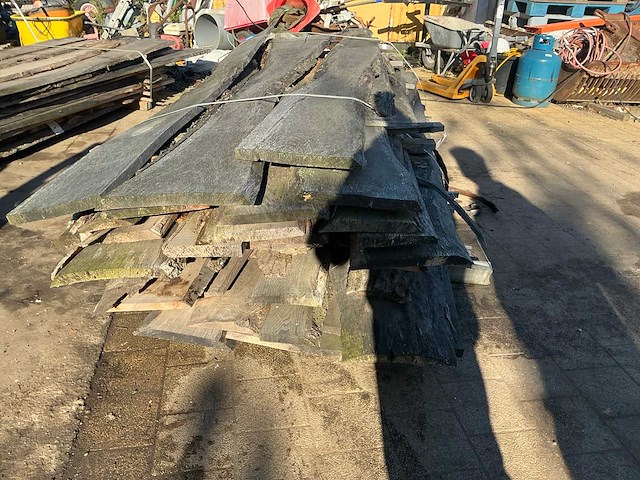 Partij gezaagde eiken planken - afbeelding 3 van  4