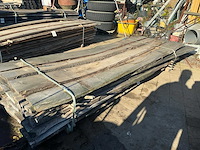 Partij gezaagde planken eik - afbeelding 1 van  4