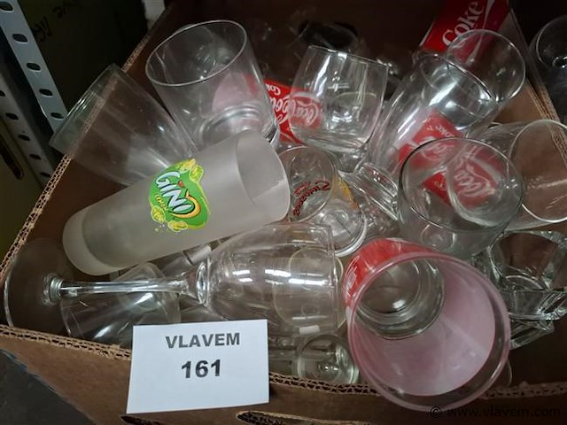 Partij glaswerk - afbeelding 1 van  1