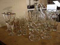 Partij glaswerk - afbeelding 2 van  3