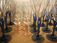 Partij glaswerk - afbeelding 4 van  4