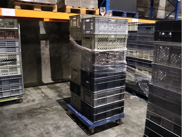 Partij glazen op kar - afbeelding 2 van  4