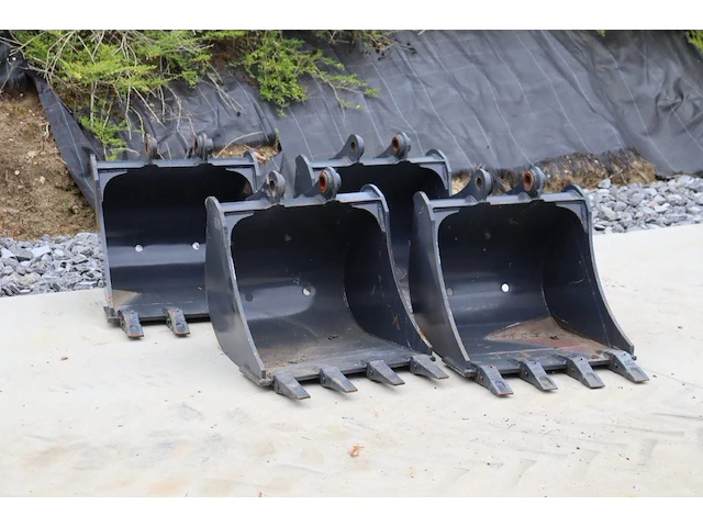 Partij graafbakken sunward 6000kg nieuw - afbeelding 1 van  1