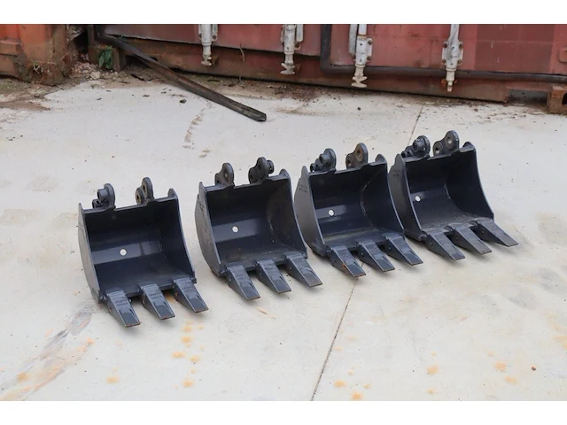 Partij graafbakken sunward 800kg nieuw - afbeelding 1 van  1