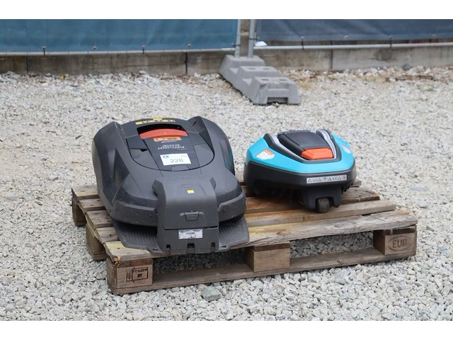 Partij grasmaaiers husqvarna/gardenia elektrisch - afbeelding 1 van  1