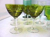 Partij groen glaswerk - afbeelding 3 van  5